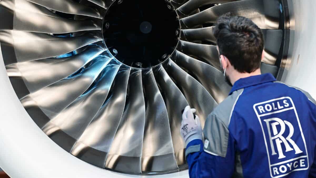 Rolls-Royce Shares Surge 16% On Strong Engines Demand